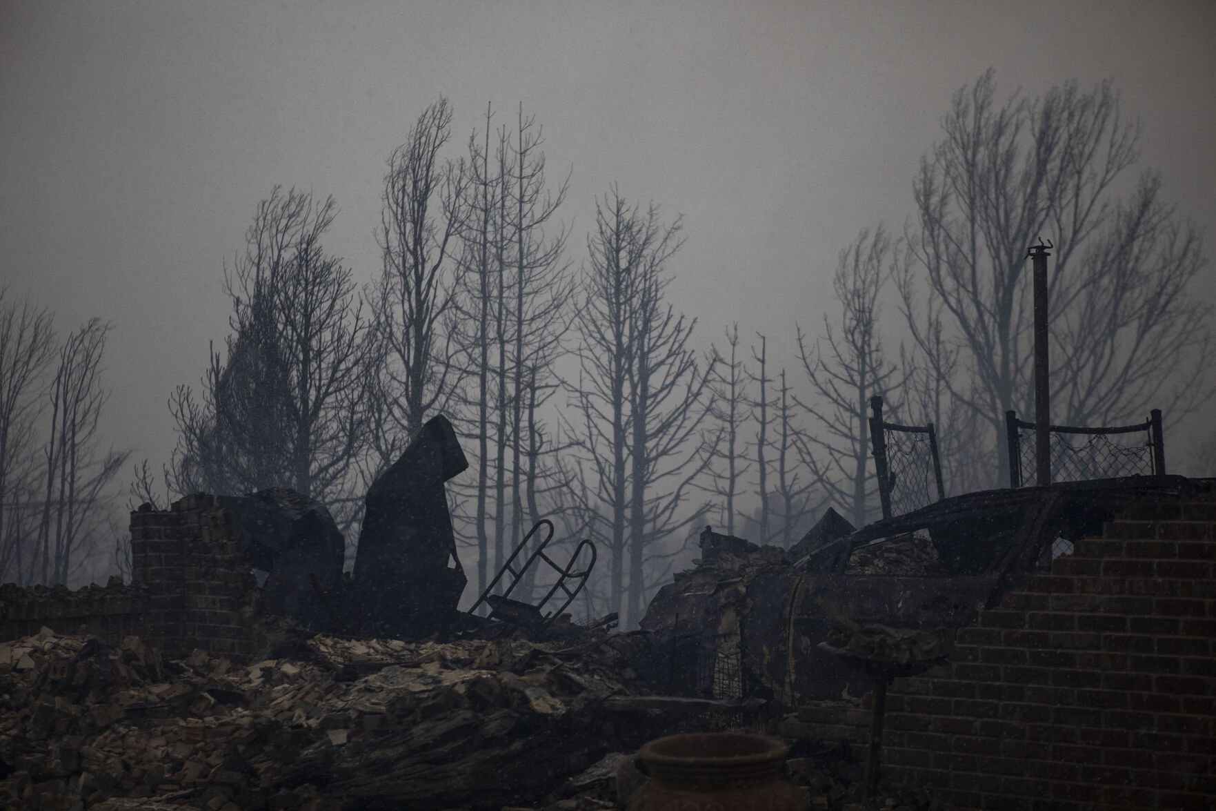 010122-news-LouisvilleFires22.JPG